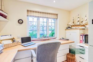 Photo 33- click for photo gallery